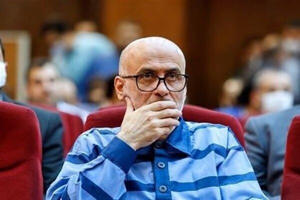 اکبر طبری در زندان اوین می‌ماند؟