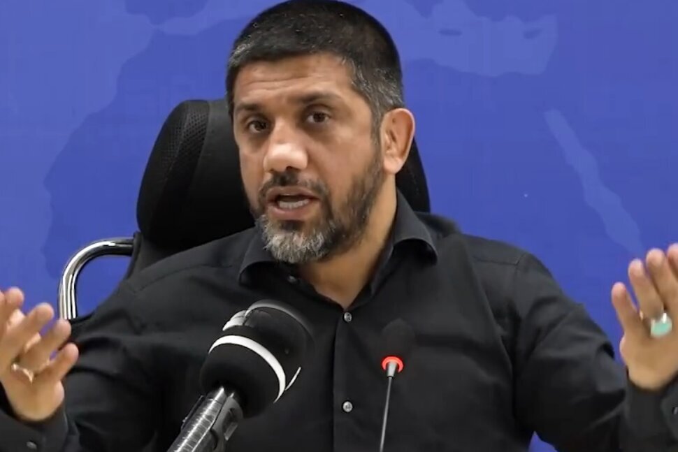 پزشک حسن یزدانی راز علیرضا دبیر را فاش کرد