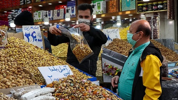 دورهمی یلدا زیر خط فقر ادامه دارد