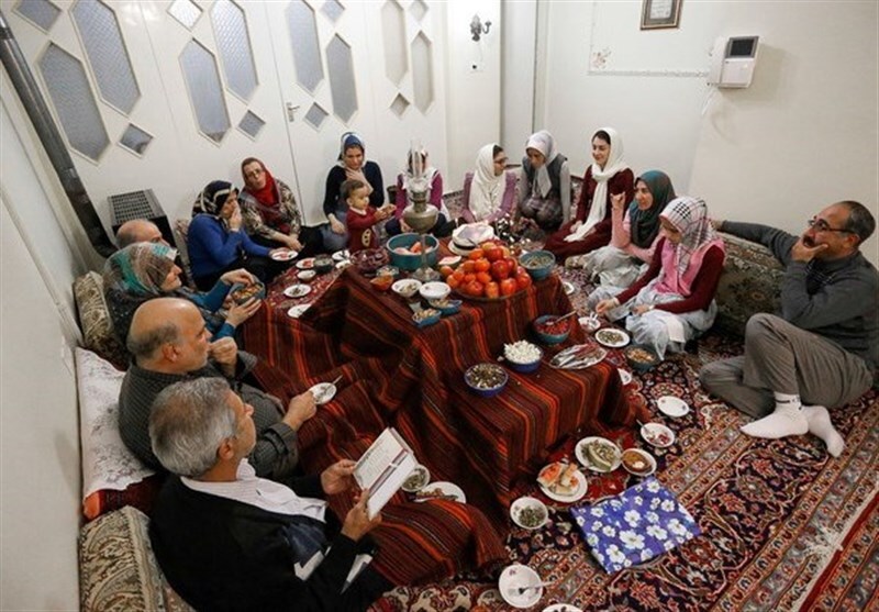 میهمانی یلدایی